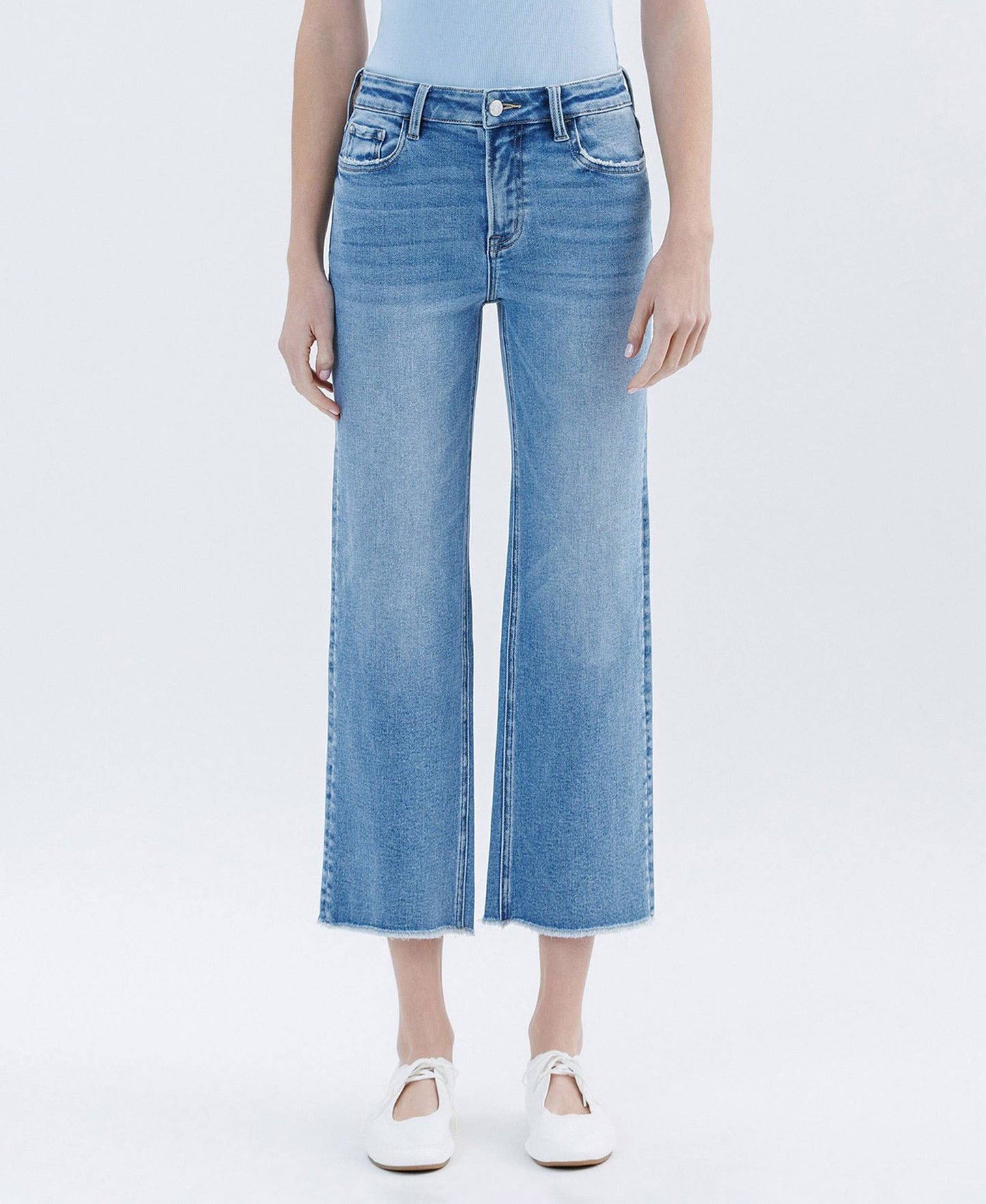 HIGH RISE RAW HEM CROP SLIM WIDE LEG JEANS LV1687